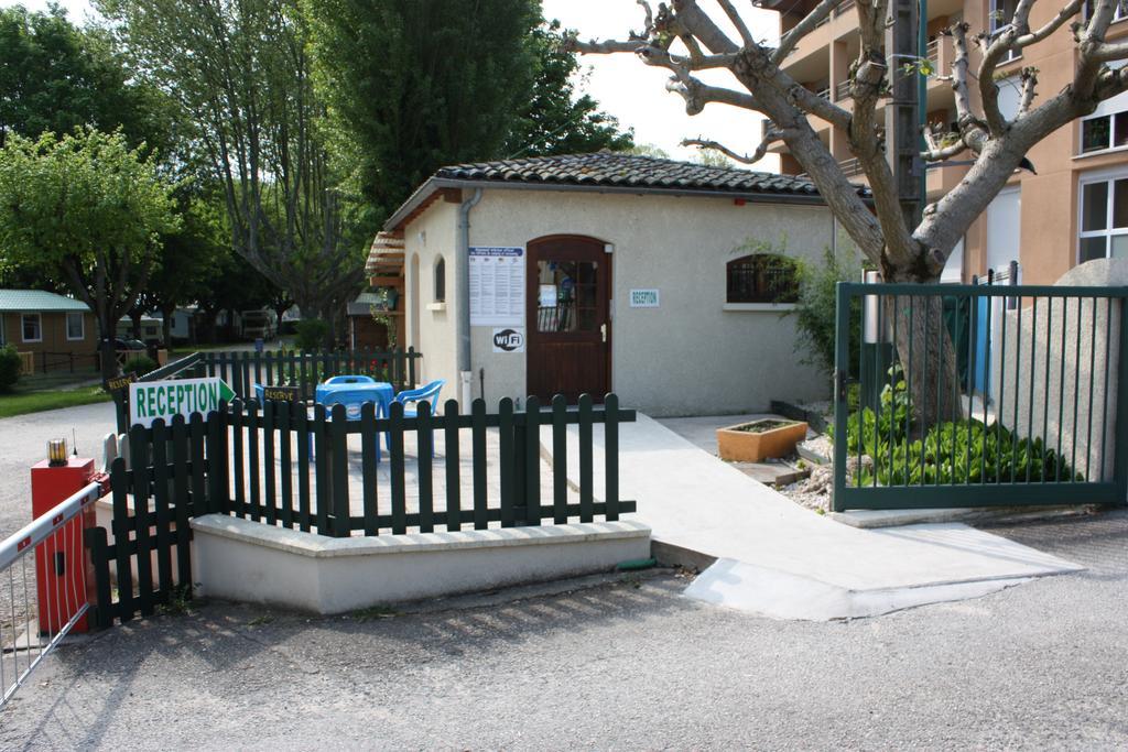 Camping Le Rhone Tournon-sur-Rhone Exteriör bild